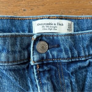 Abercrombie & Fitch Classic Blue High-Rise Jeans